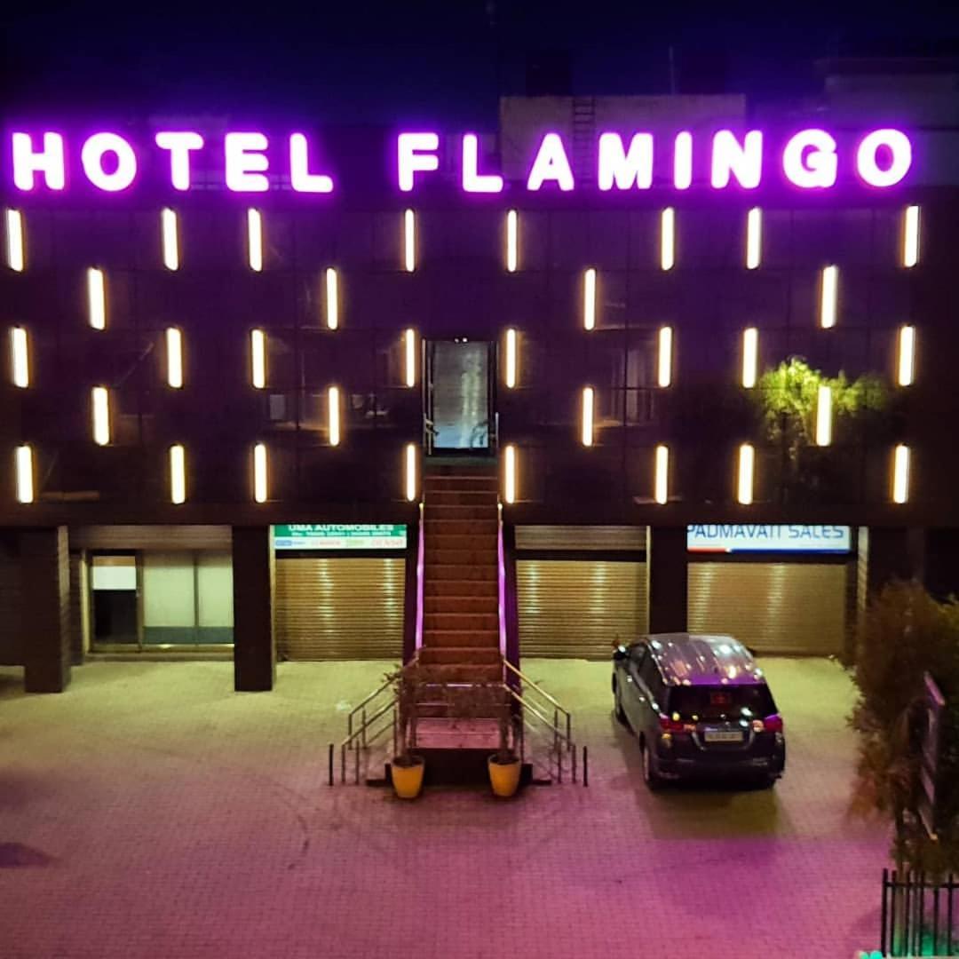Hotel Flamingo Gāndhīdhām 외부 사진